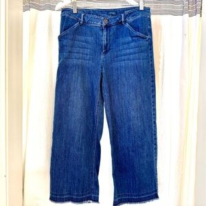 J. Jill Full Leg Crops Authentic Fit Jeans sz 10